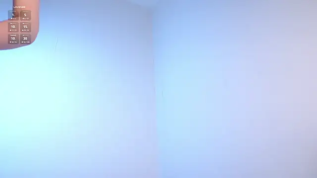 ClarineCasebolt webcam
