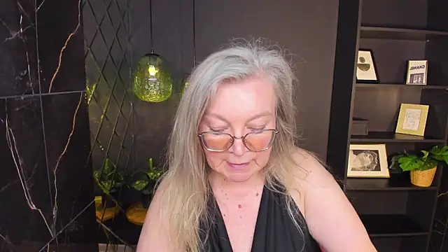 NataliMellow webcam