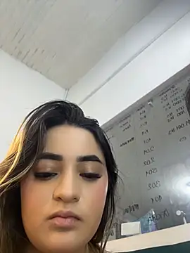 Antonella_Julieta webcam