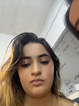 Antonella_Julieta webcam