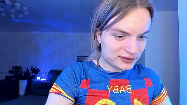 milliKira006 webcam