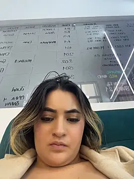 Antonella_Julieta webcam