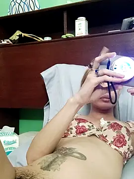 QueenSoreal webcam
