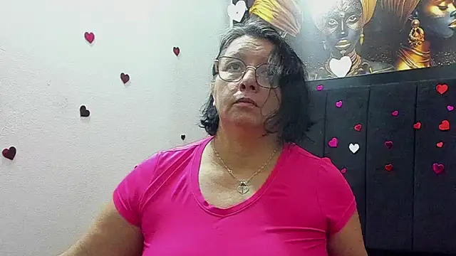 Evaaross_2345 webcam