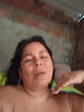 Mother-Big-tits webcam