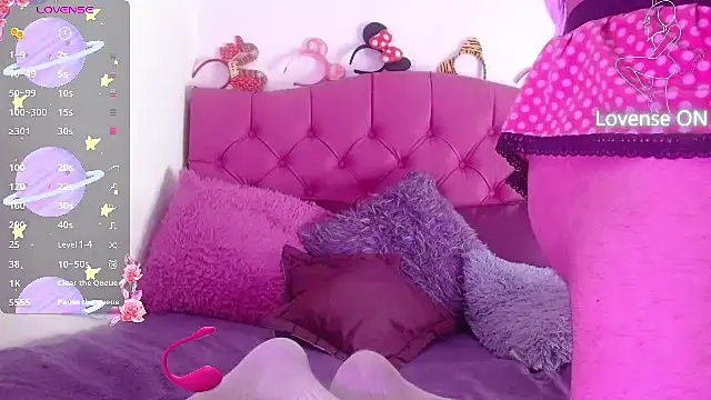 AlexaFontana webcam