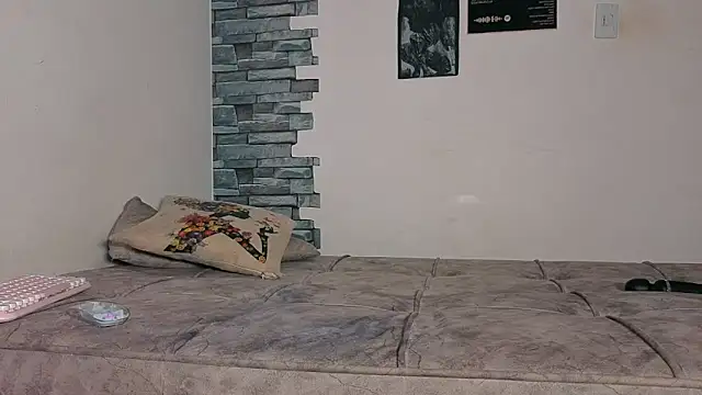 JustClaree webcam