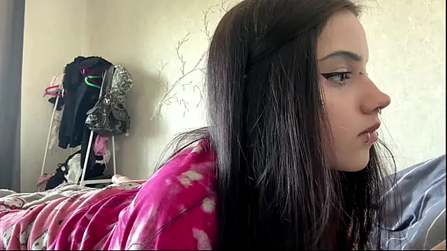 LouisePavlides webcam
