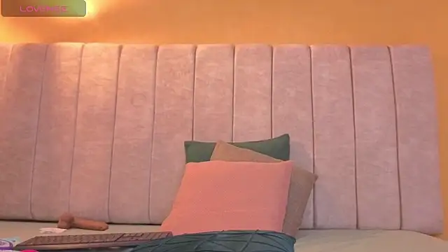 lexyfyre webcam