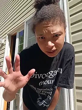Trashy33 webcam