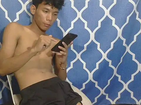 Asiancockinsan webcam