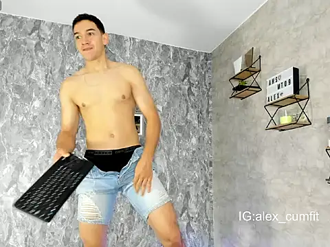 Alexx_boy webcam