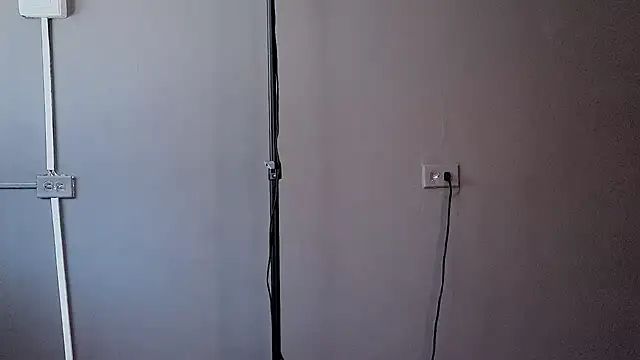 Aaron_Eze webcam