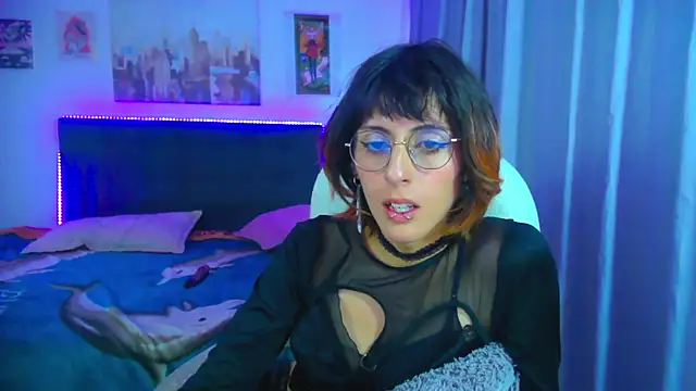 goth_minerva webcam