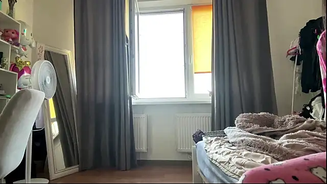 LouisePavlides webcam