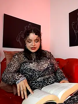 SeleneLuminari8 webcam