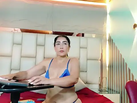 VikyThomsonn webcam
