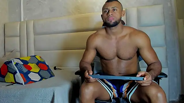 Dark_lennox webcam
