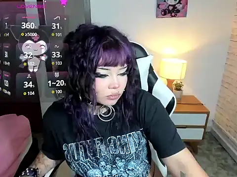MiaAmane02 webcam