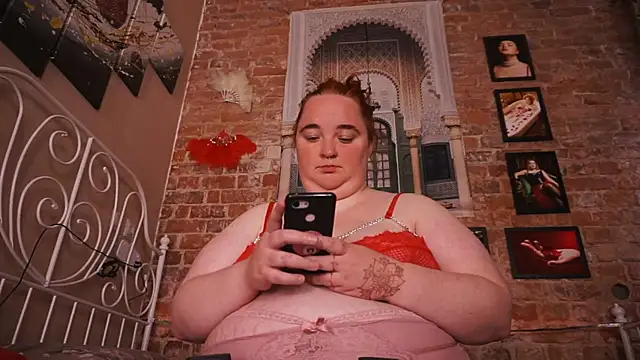 ass_gives webcam