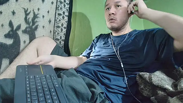 sweet_cock28 webcam