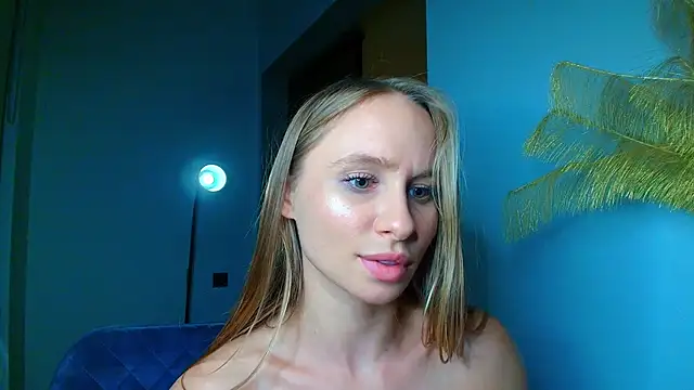 Mad1en webcam