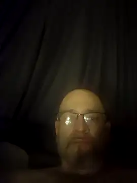 Curious9884 webcam