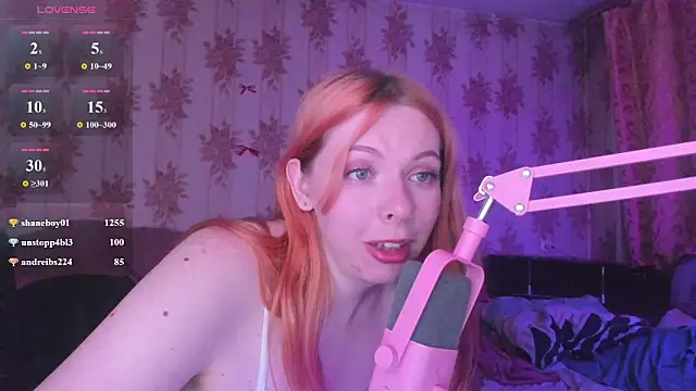Cutie_Bambi webcam