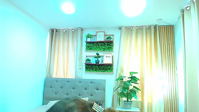 sasi_luna webcam