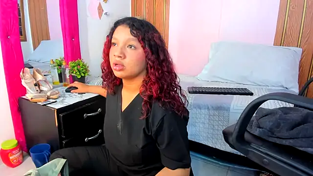 Emily_Coper18 webcam