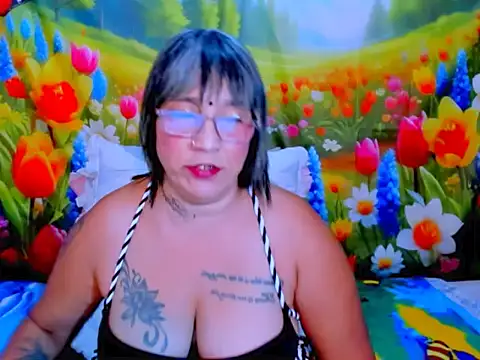 indianroxy webcam