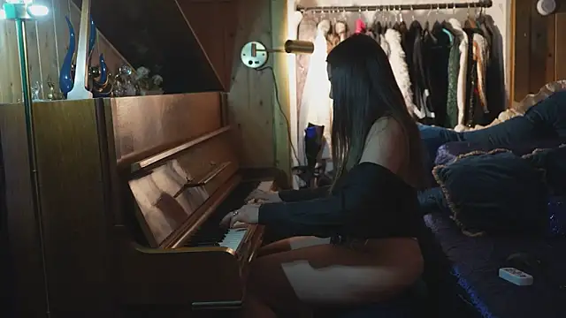 VanessaDoyle webcam