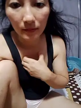 Asami_6868 webcam