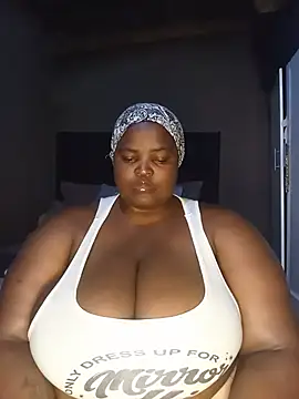 ChubbyLucia webcam