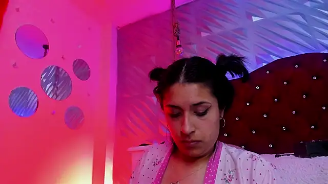 Roxanne_Han webcam