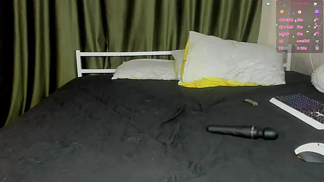 Lexy-Woorhez webcam