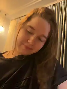 HornyGirlH webcam