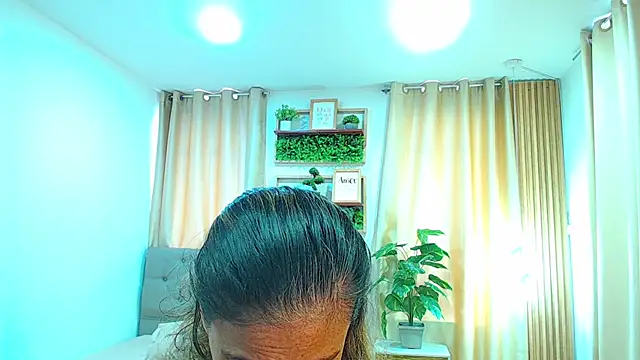 sasi_luna webcam