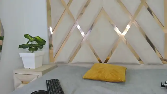 honeyhtx webcam