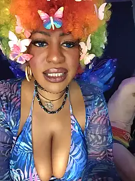 AmazonianMistress webcam