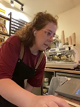 cinnabon_ webcam