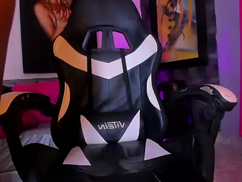 Ciara_HotTs webcam