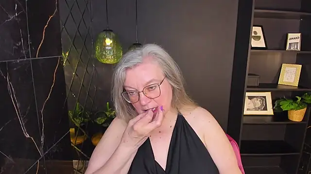 NataliMellow webcam