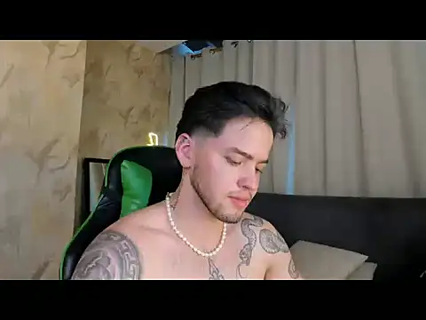 RONNY_COLTON webcam