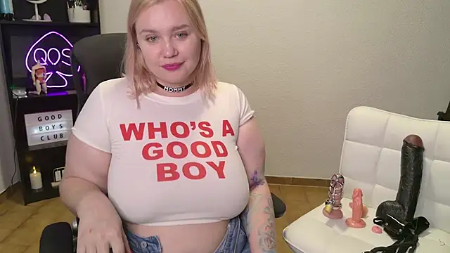 MargotGrey webcam