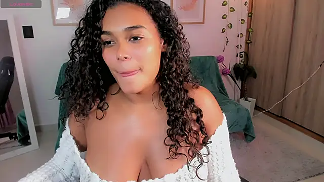 aleja_montiel__ webcam