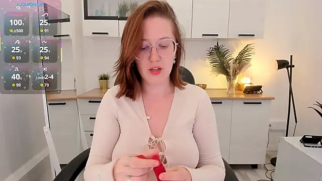 Charmy_Gracy webcam