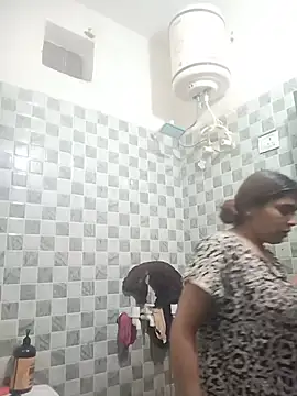 Trisha_71 webcam
