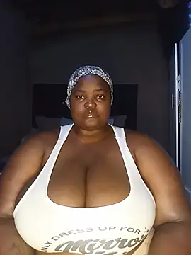 ChubbyLucia webcam