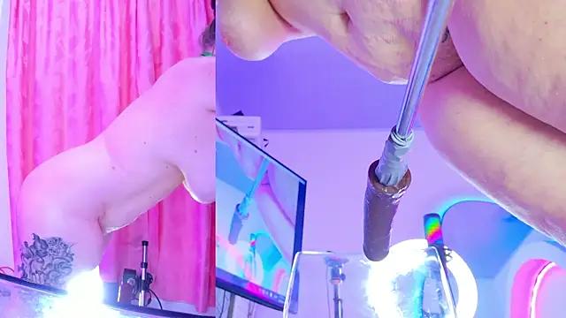 NathaxaLeans webcam